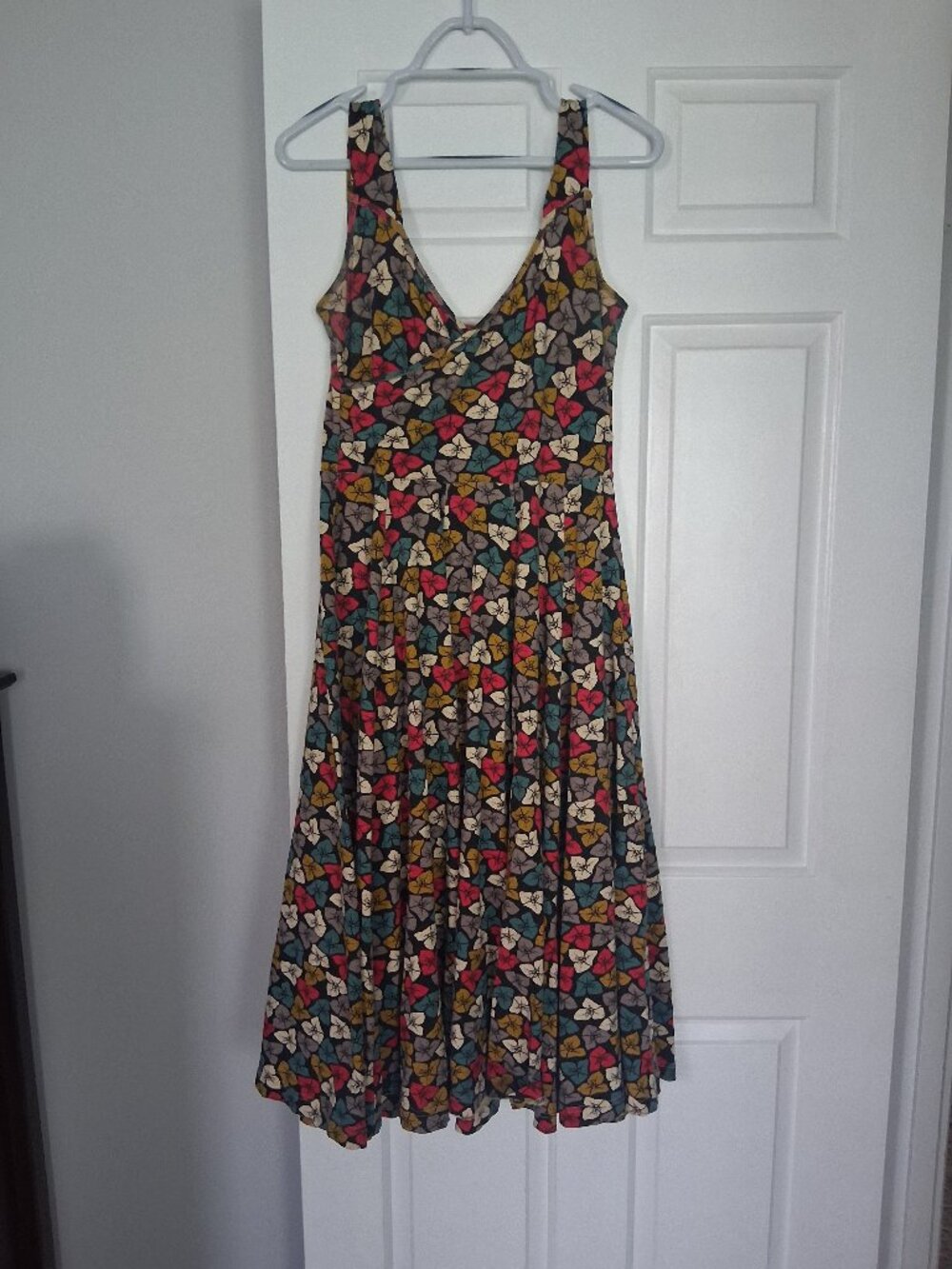 Effie's Heart Sonnet dress in the Bougainvillea print, size medium